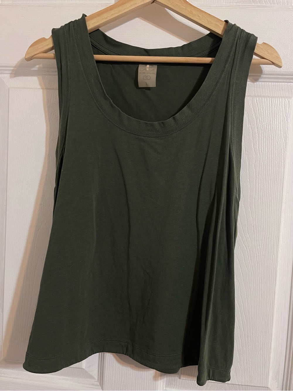 Relaxed Scoop Neck Tank Top - Olive Green